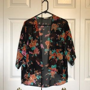 Size S short sleeve shall